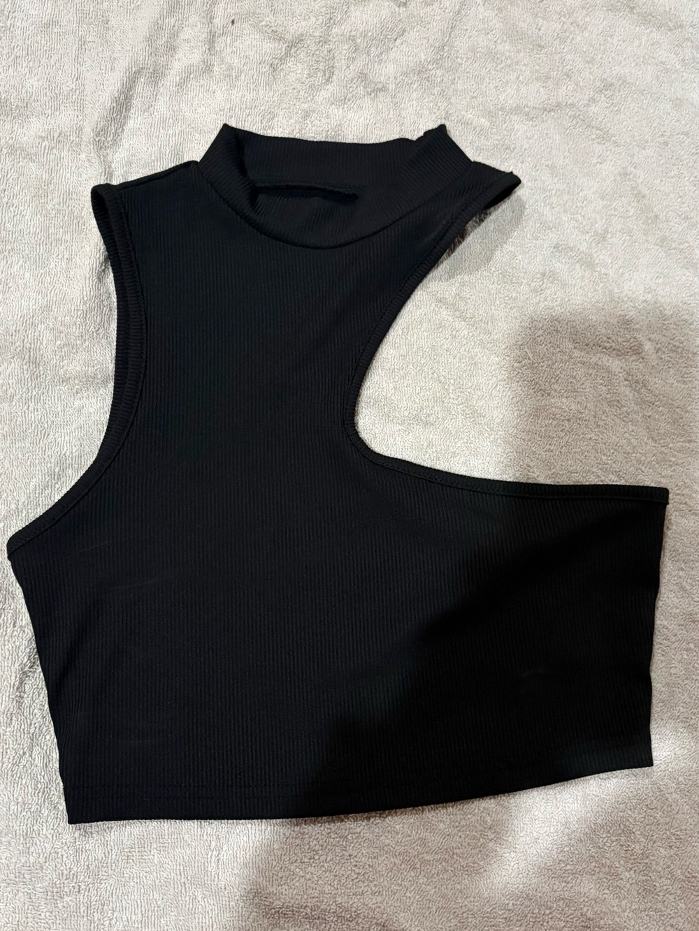 SHEIN Black Ribbed Asymmetric Cutout Mock Neck Crop Top